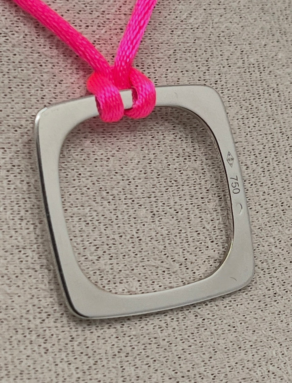 Pendentif Dinh Van Impression en or blanc 750/1000