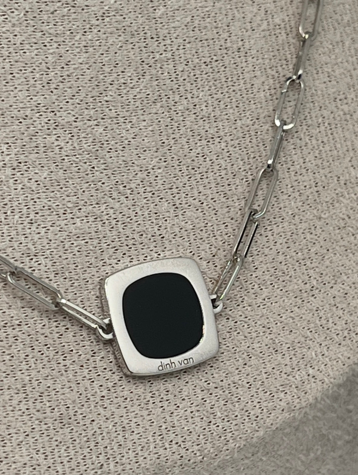 Collier Dinh Van Impression onyx & or blanc